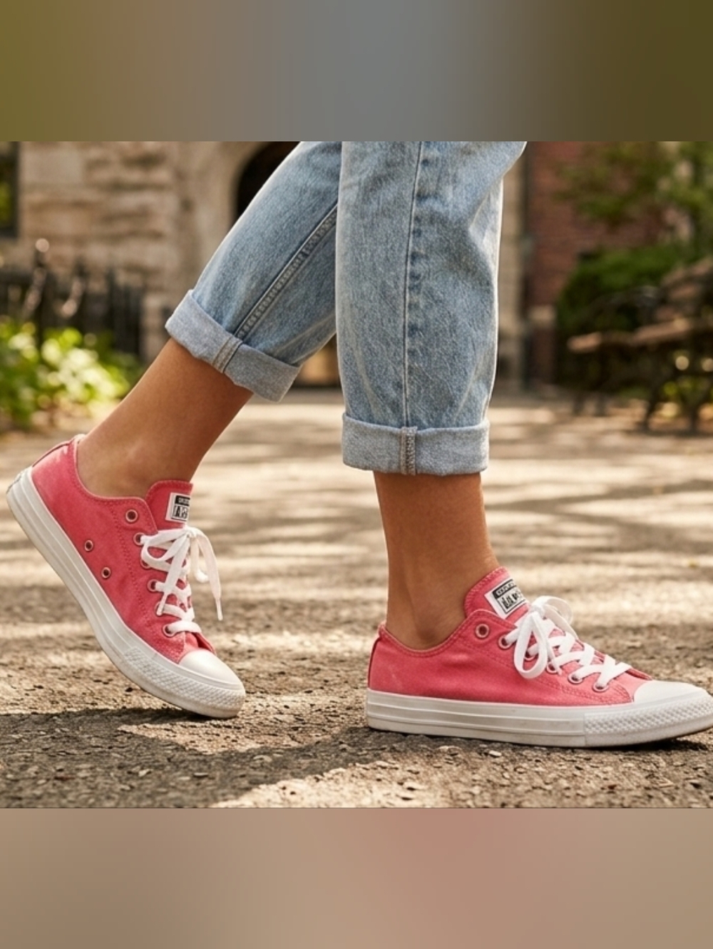 Converse Chuck Taylor All Star Low Top Sneakers Hot Pink Sz 8.5  #564332F EUC